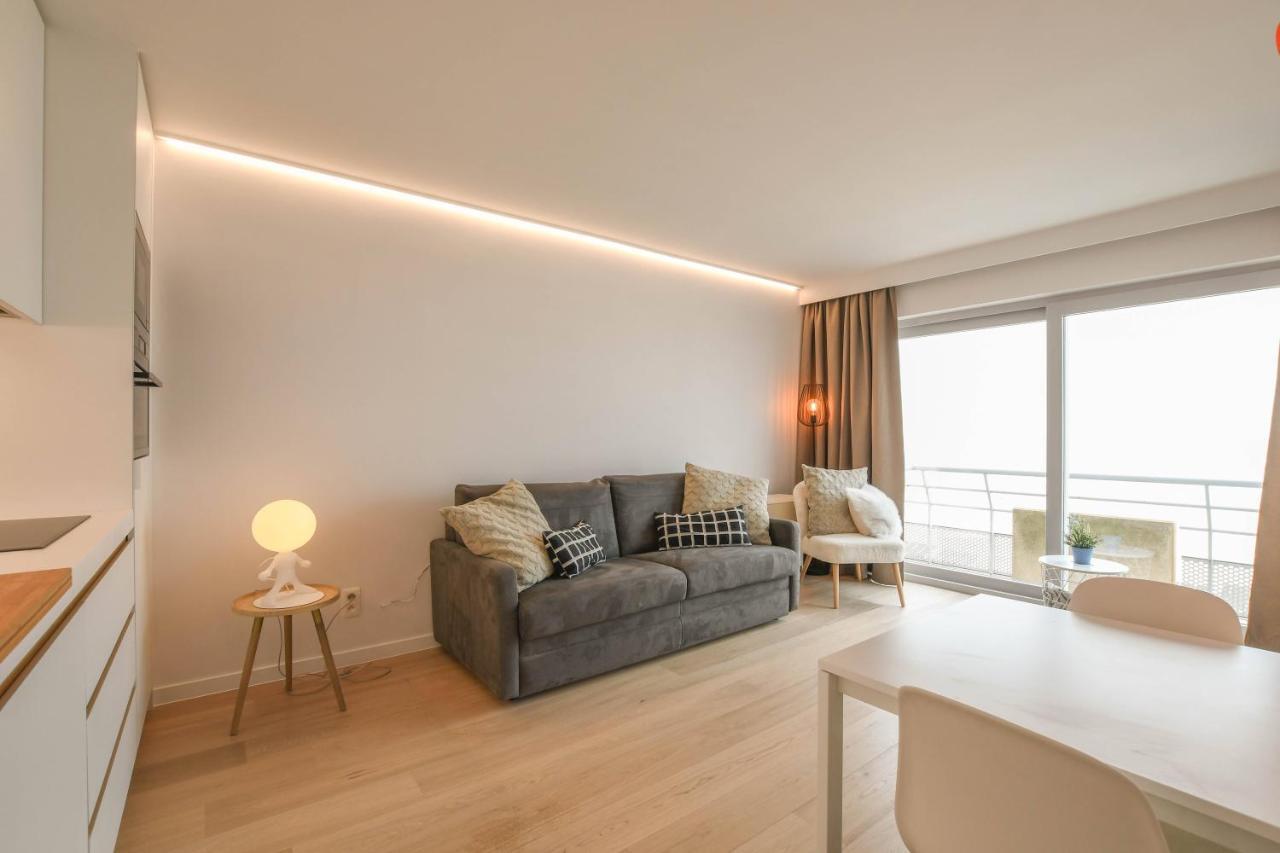Zeezicht Fully Renovated Appartement